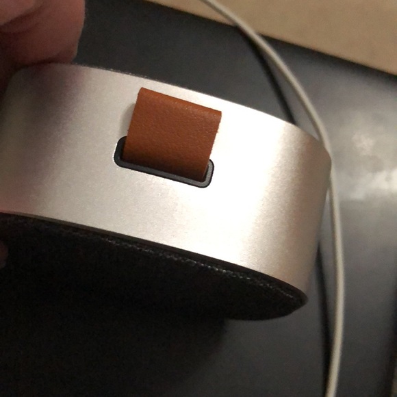 Metal and fabric waterproof Bluetooth speaker portable speaker - Picture 7 of 8